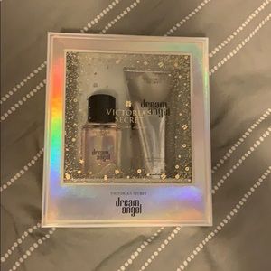 Brand new Victoria secret holiday 2020 Dream angel